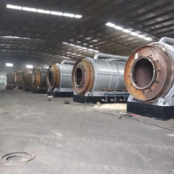 鄂州100吨8套组合间歇式裂解设备